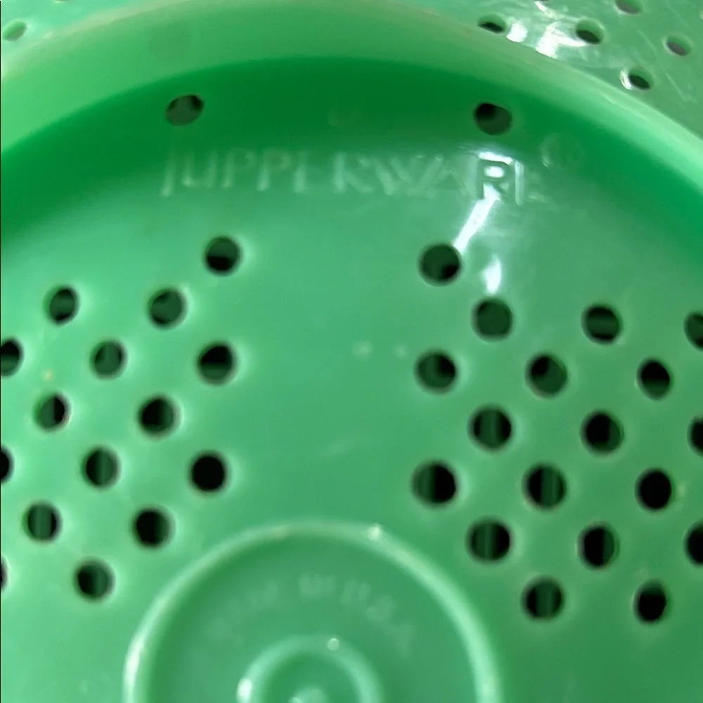 Tupperware Green Plastic Colander and Containers Set
